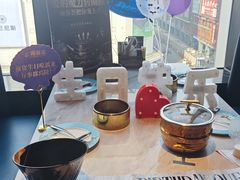 -雍容荟帝王蟹活龙虾展台自助(IFS黑金店)