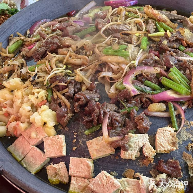 在贵州贵阳！贵州烙锅真的好好吃😋下次还来