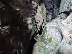 -龙水峡地缝景区