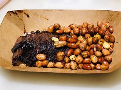 卤牛肉拼花生-新发现(苏州中心商场店)