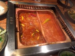 -老牌坊云南鱼豆花火锅(嵩山店)