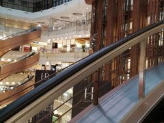 -新世界大丸百货