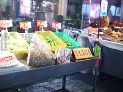 -六合夜市