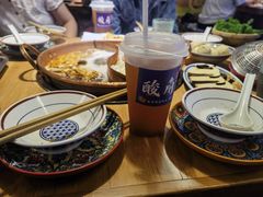 -洱火云南酸菜牛肉火锅(石景山当代商城店)