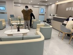 -上海大学附属上海和平眼科医院