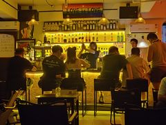 -Mx.cocktail bar