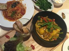 -来龙里 精致 东南亚餐室(万象城店)