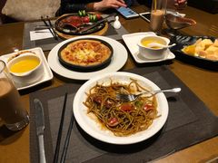 -戈尔登酒店·满堂彩咖啡厅