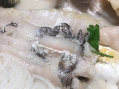 -渔米丰·广府鱼汤米线(光明广场店)
