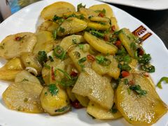 -瑞丰园庭院餐厅·白族传统家常菜