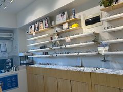 -天空之镜眼镜店蔡司依视路授权店(天通苑店)