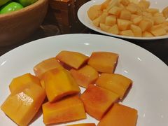 -广州万富希尔顿酒店·感趣自助餐厅·金秋蟹宴生蚝海鲜刺身