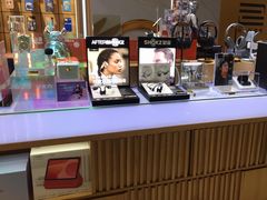 -新田360广场(上海华侨城店)