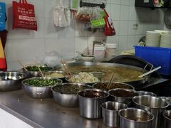 -啊墨江牛烂烀米线
