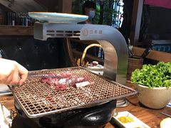 -明洞阿姨·韩式酱蟹烤肉·创意料理(三元桥店)