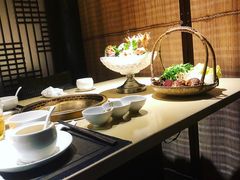-余欢领鲜火锅(新街口店)