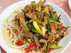 -蘑菇拌面•正宗新疆菜