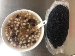 -芳婆糕团店(王府大街店)