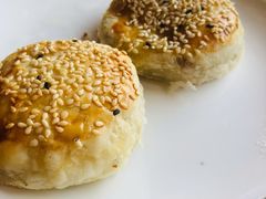 蟹黄萝卜丝酥饼-尚香汤包文博馆(合兴路店)
