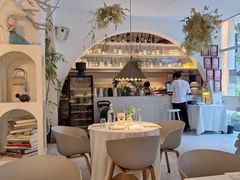 -春树下·树屋花房西餐厅(罍街AS1980店)