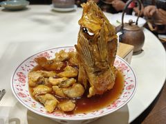 糖醋黄河鲤鱼-魁盛居百年鲁菜馆(县西巷店)