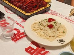 -肥肥虾庄·金牌油焖大虾(汉口城市广场店)