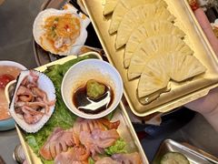 -围炉肉舍•炭烤活鳗•丹东海鲜烤肉(步行街店)