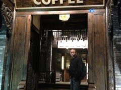 -星巴克臻选(成都宽窄巷子店)