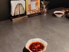 -铭牛烧肉·和牛海鲜自助(高新月牙湖店)