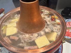 -一只羊·铜锅涮羊肉烧烤