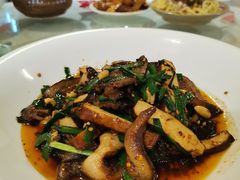 -老鼎万春卤菜(五代传承创始老店)