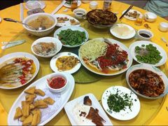 剁椒鱼头等-侬佳蒸菜馆(听潮店)