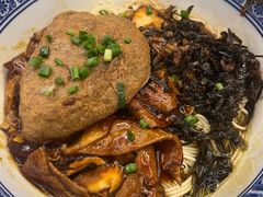 -沪西老弄堂面馆(定西路店)