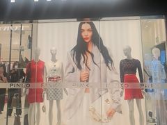 -燕莎奥特莱斯购物中心