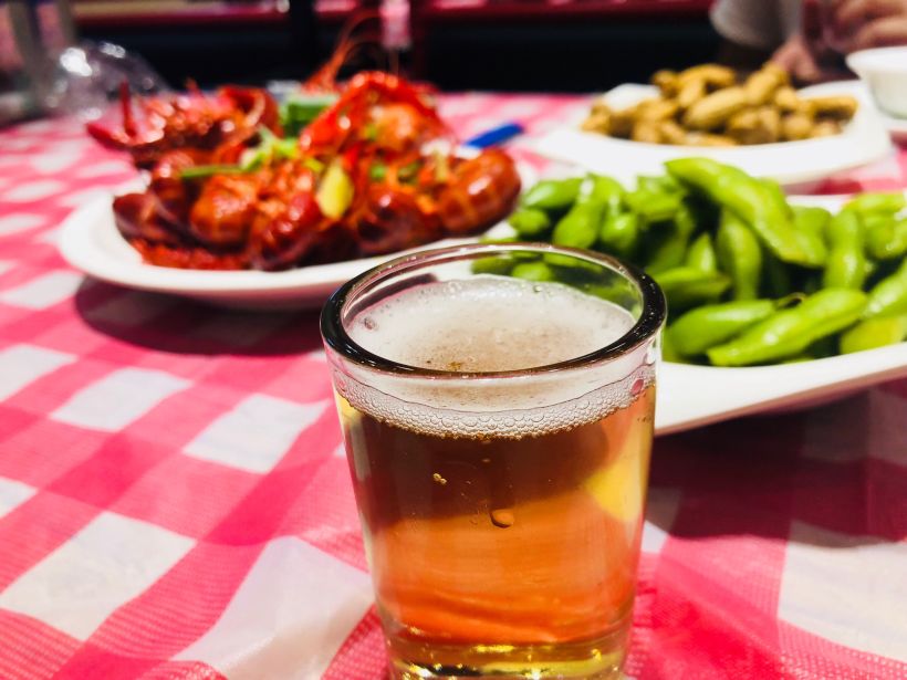 龙虾烧烤配啤酒,夜宵最落胃