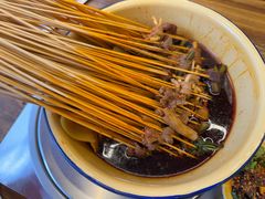 -拈签一笑黄牛肉辣卤串串