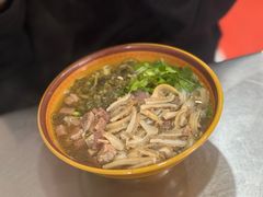 -花溪牛肉粉(八鸽岩店)