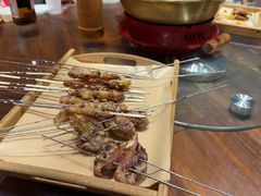 -破瓦寒窑烤羊排·鲜牛肉烧烤