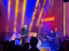 -TZ House音乐现场(来福士中心店)