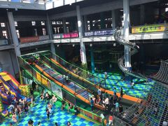 -蒙特利亲子乐园