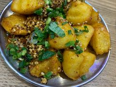 -成都你六姐·牛肉冒菜(上海环宇荟店)