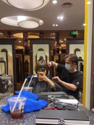 点击看大图 -八佰伴8008星级形象店