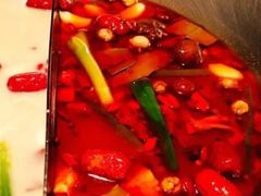 紅鍋-无老锅(苓雅店)