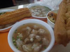 -张阿三馄饨店
