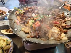 -富正毅三下锅·湘西韵味(天门山索道店)