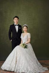 -雪中彩影婚纱摄影·微光艺术中心