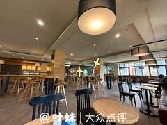 大堂-星巴克(上海交通大学店)
