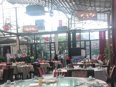大堂-大树头森林餐厅(番禺广场店)