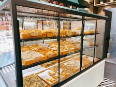 面包甜点陈列柜-圣安娜饼屋