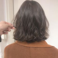 -茶发Salon·烫发染发理发